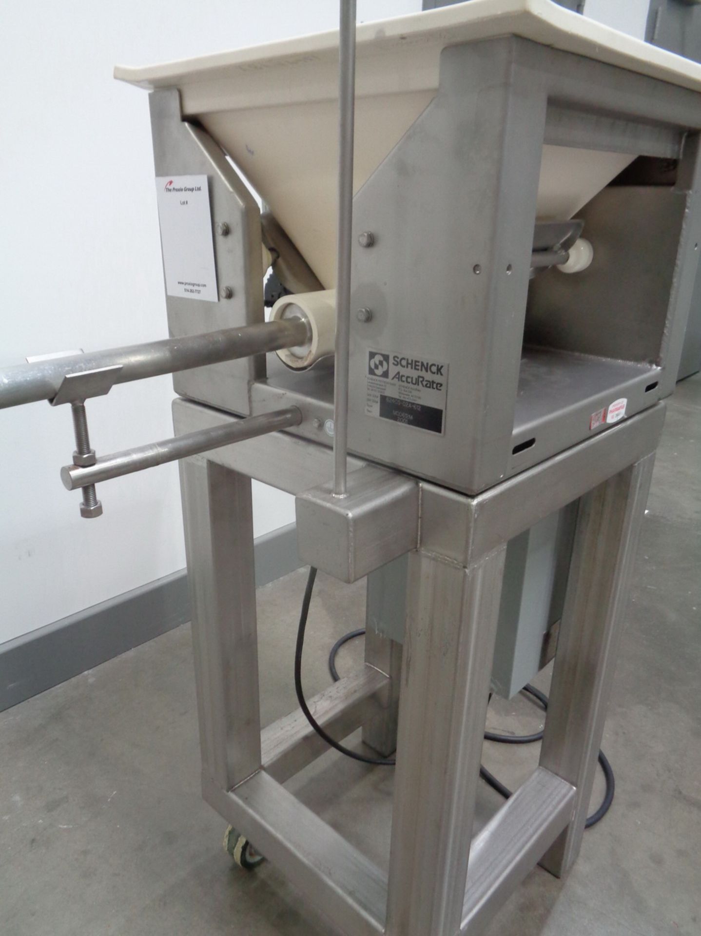 ACCURATE VOLUMETRIC DRY MATERIAL SCREW FEEDER, MODEL 612M, SERIAL NUMBER 62405-02A-612, - Image 4 of 7