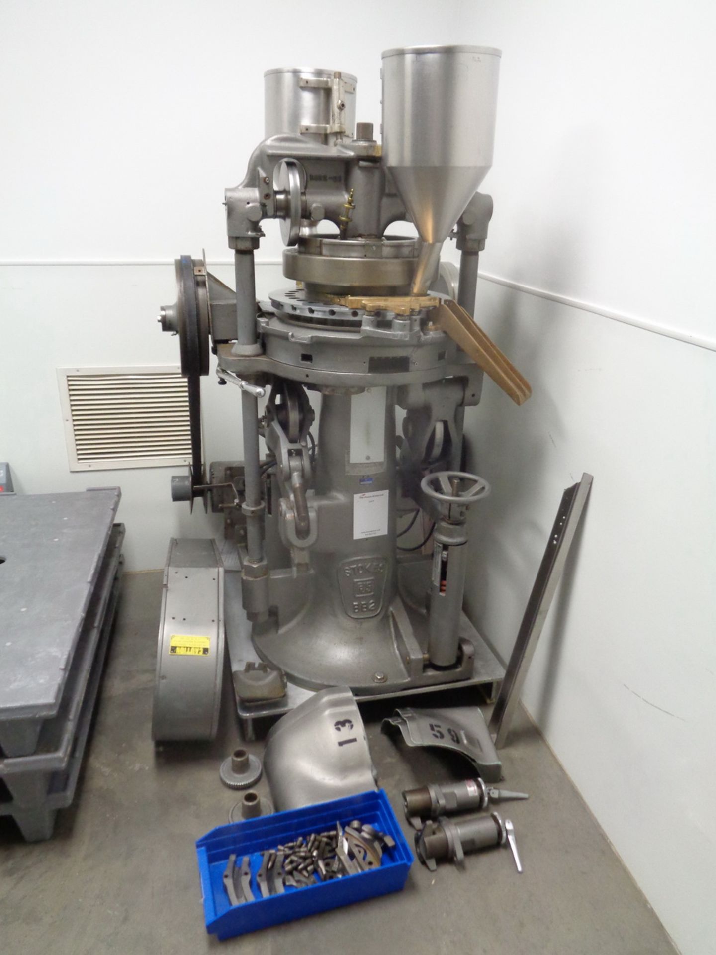 STOKES DOUBLE SIDED ROTARY TABLET PRESS, MODEL BB2, SERIAL NUMBER T-38314. WITH 27 STATION TURRET, B