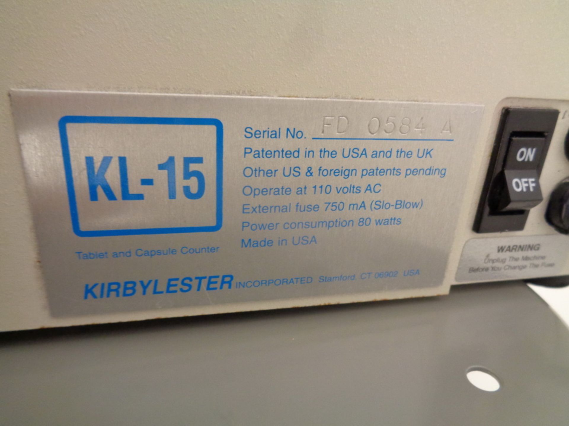 KIRBY LESTER ELECTRONIC TABLET COUNTER, MODEL KL15DF - Image 4 of 4