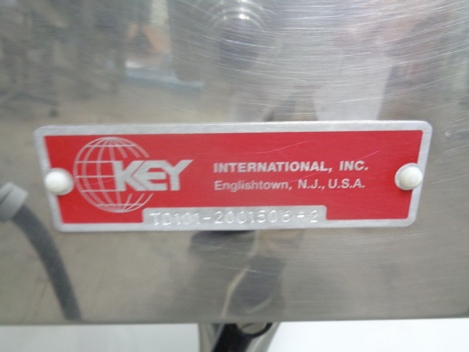 KEY STAINLESS STEEL RECTANGULAR VIBRATORY TABLET DEDUSTER, MODEL TD-101, SERIAL NUMBER 2001506-2 - Image 3 of 4