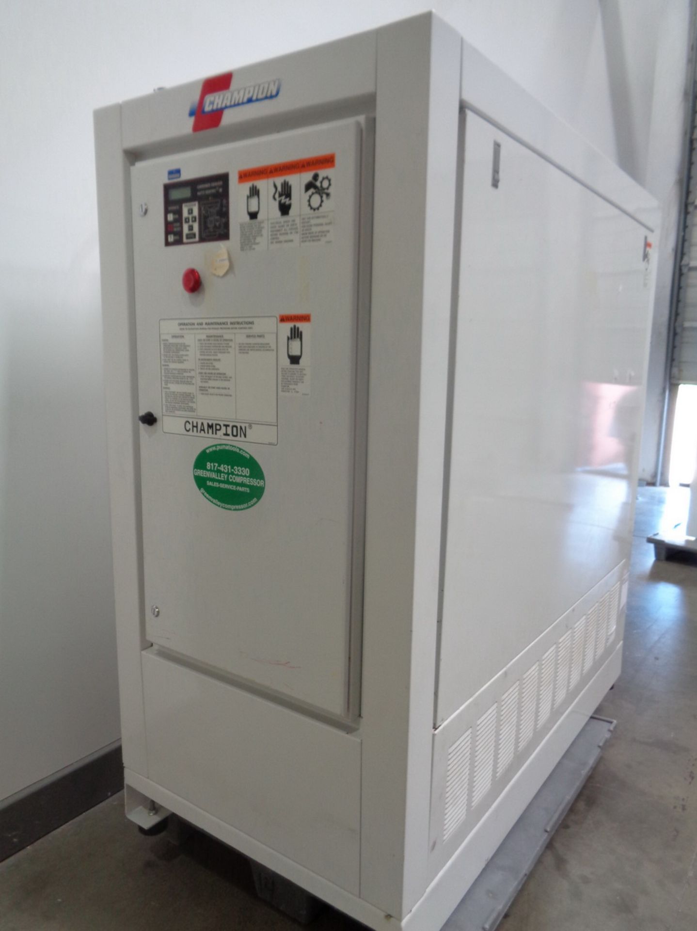 GARDNER DENVER (CHAMPION) 25HP CABINET ENCLOSED SCREW TYPE AIR COMPRESSOR, MODEL 300EWC25M, - Image 2 of 10