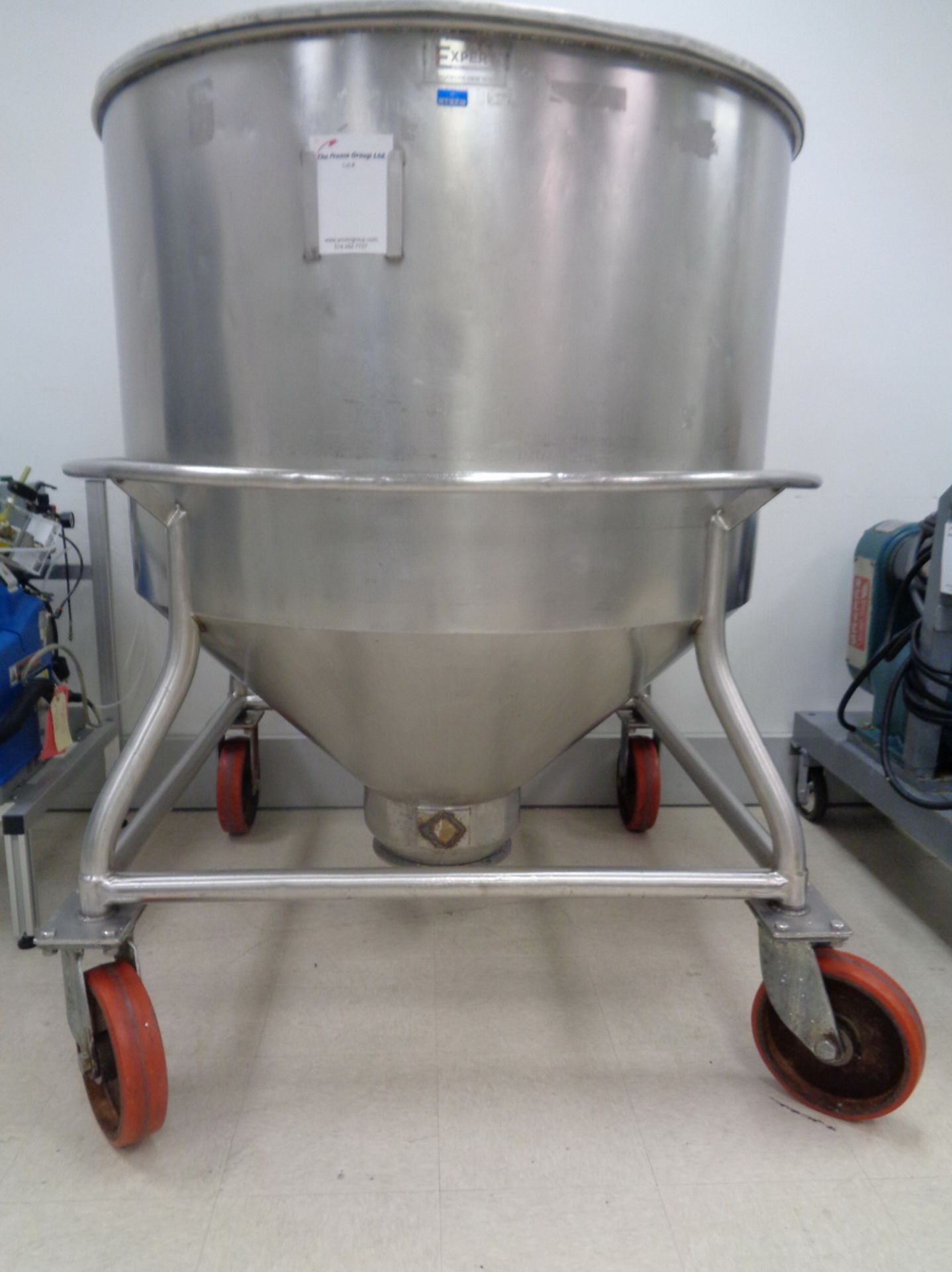 EXPERT STAINLESS STEEL LIQUID TOTE TANK, 42” DIAMETER, 30” STRAIGHT SIDE, 20” CONE BOTTOM - Image 2 of 4