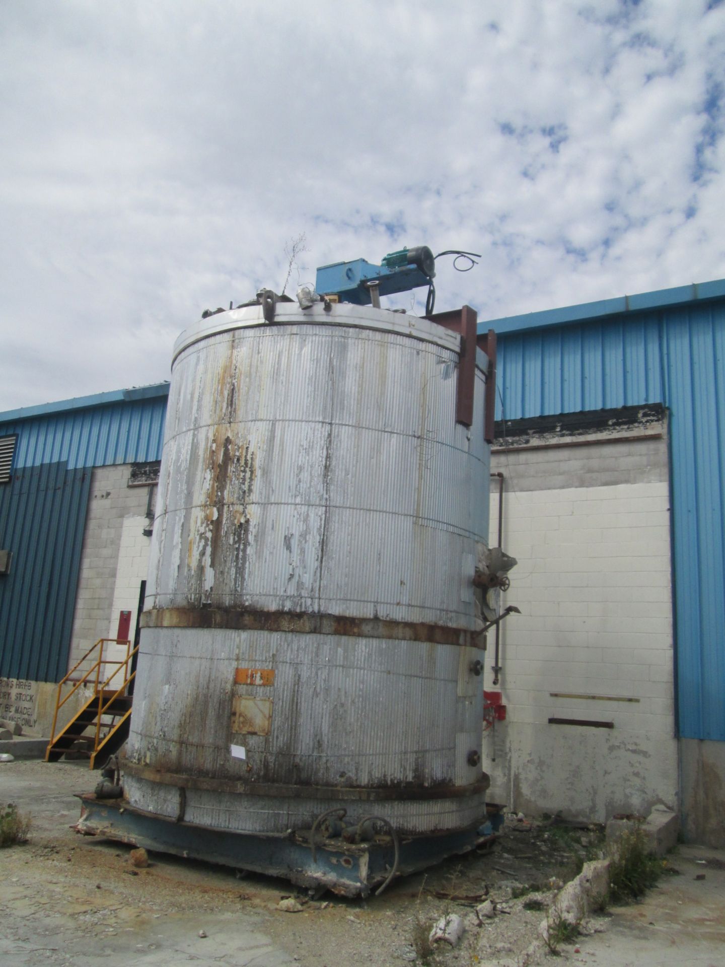 12500 gallon Lake Nordic Mine Co agitated tank, 304 stainless steel construction, 12' diameter x 15' - Image 2 of 7