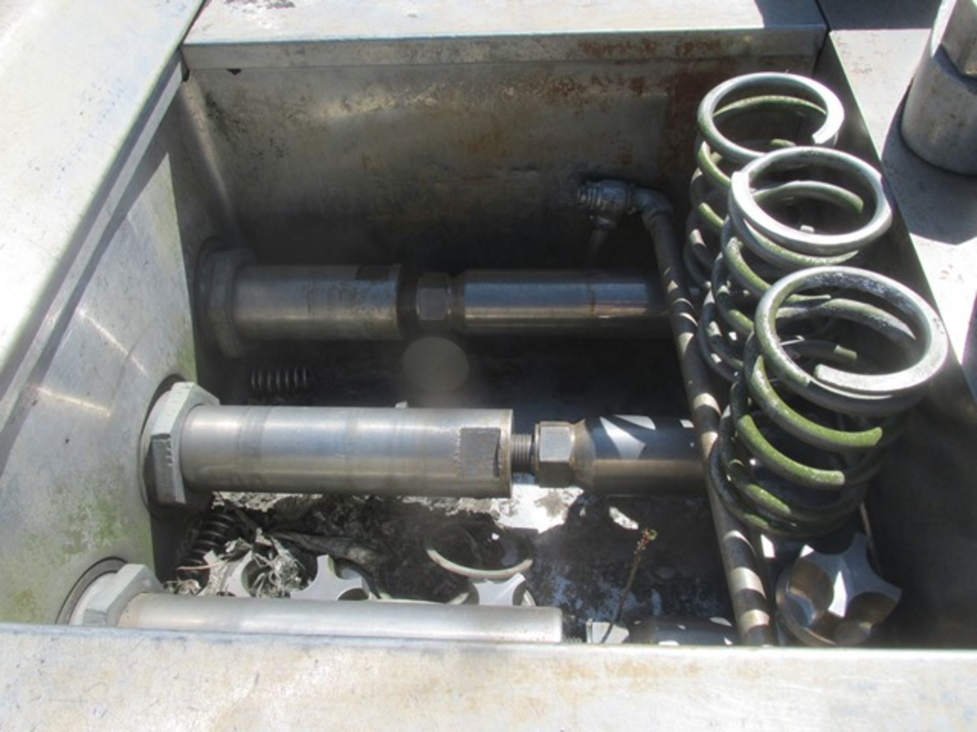 100 HP Gaulin homogenizer, stainless steel product contact surfaces, three piston design - Image 3 of 6