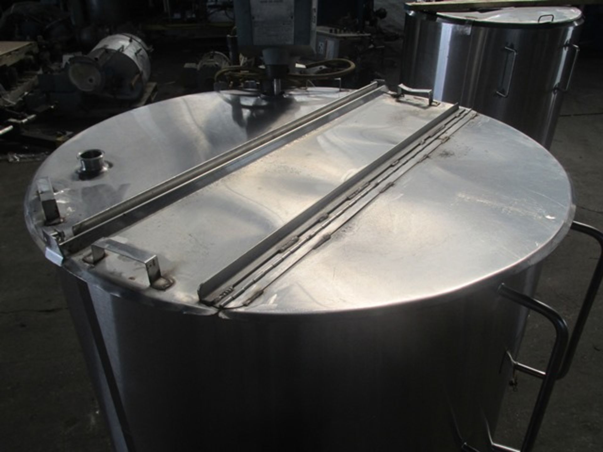250 gallon CherryBurrell mix tank, stainless steel construction, 48" diameter x 36" straight sides - Image 3 of 9