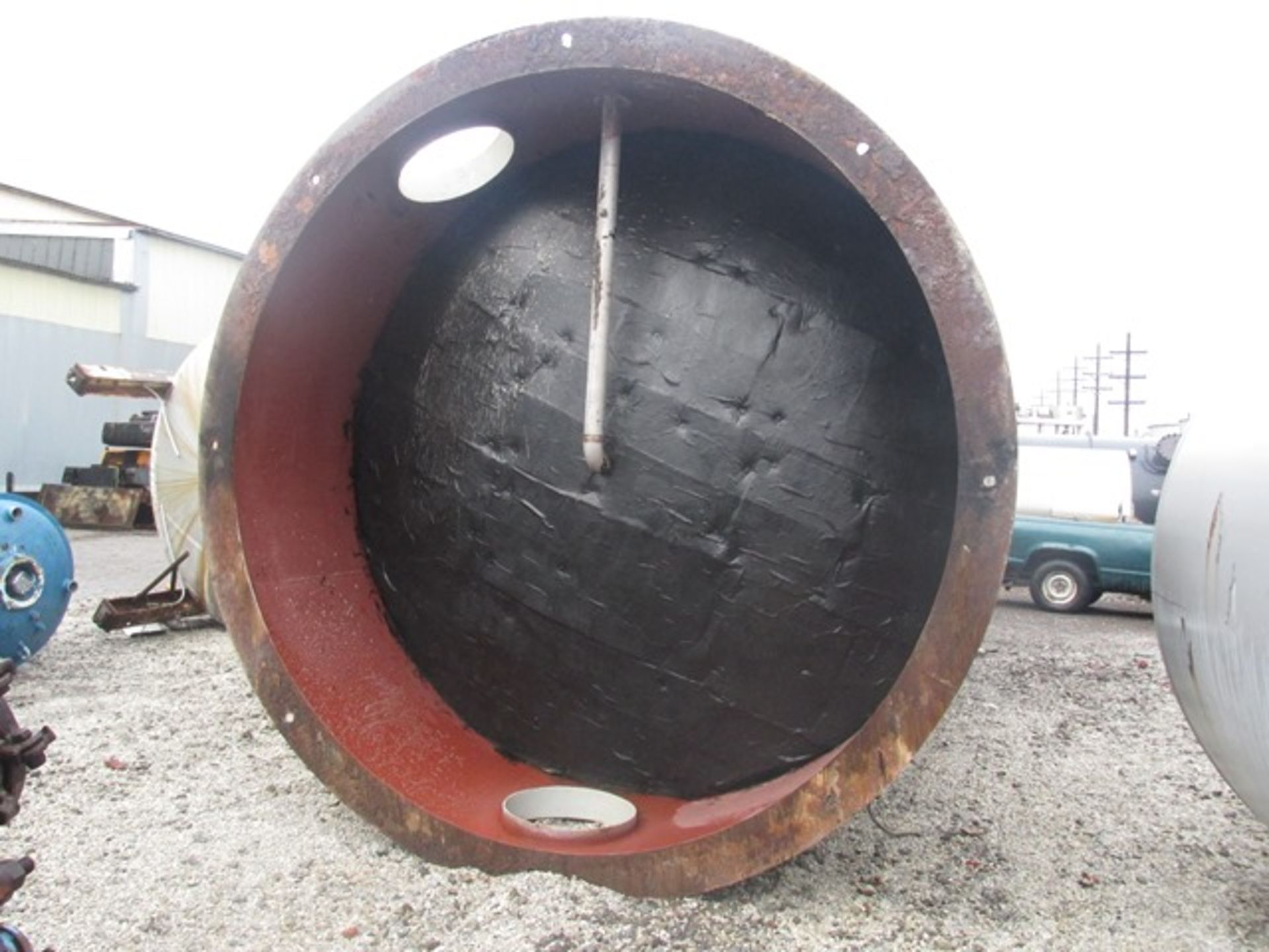 12,000 gallon 304 stainless steel tank, 12' diameter x 16' straight side - Image 3 of 10