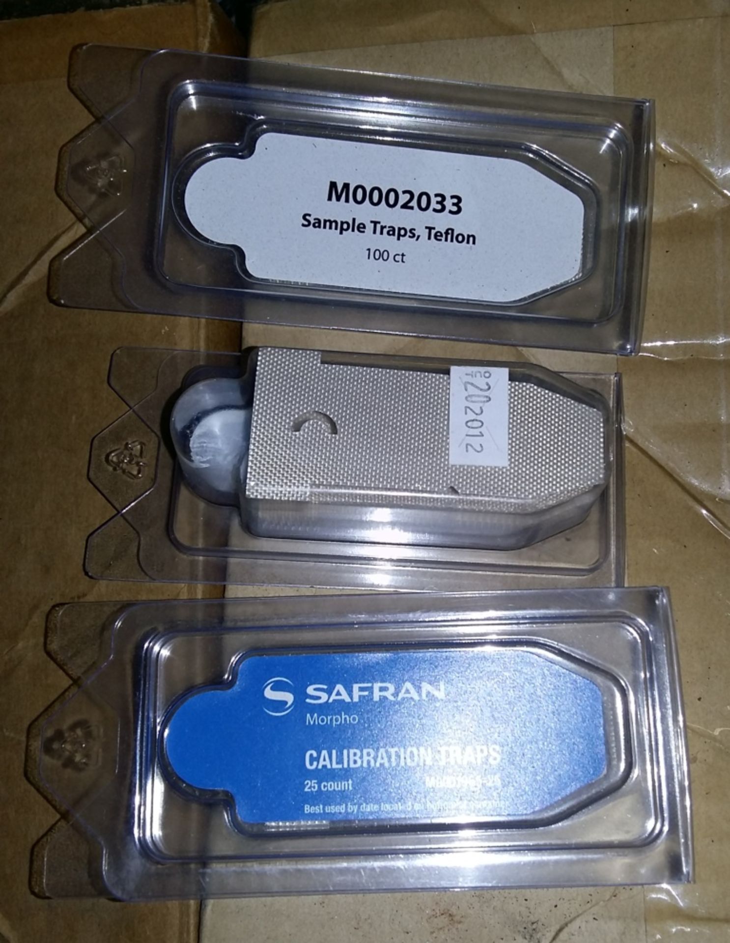 Safran sample traps M0002033 / calibration traps - Image 2 of 2