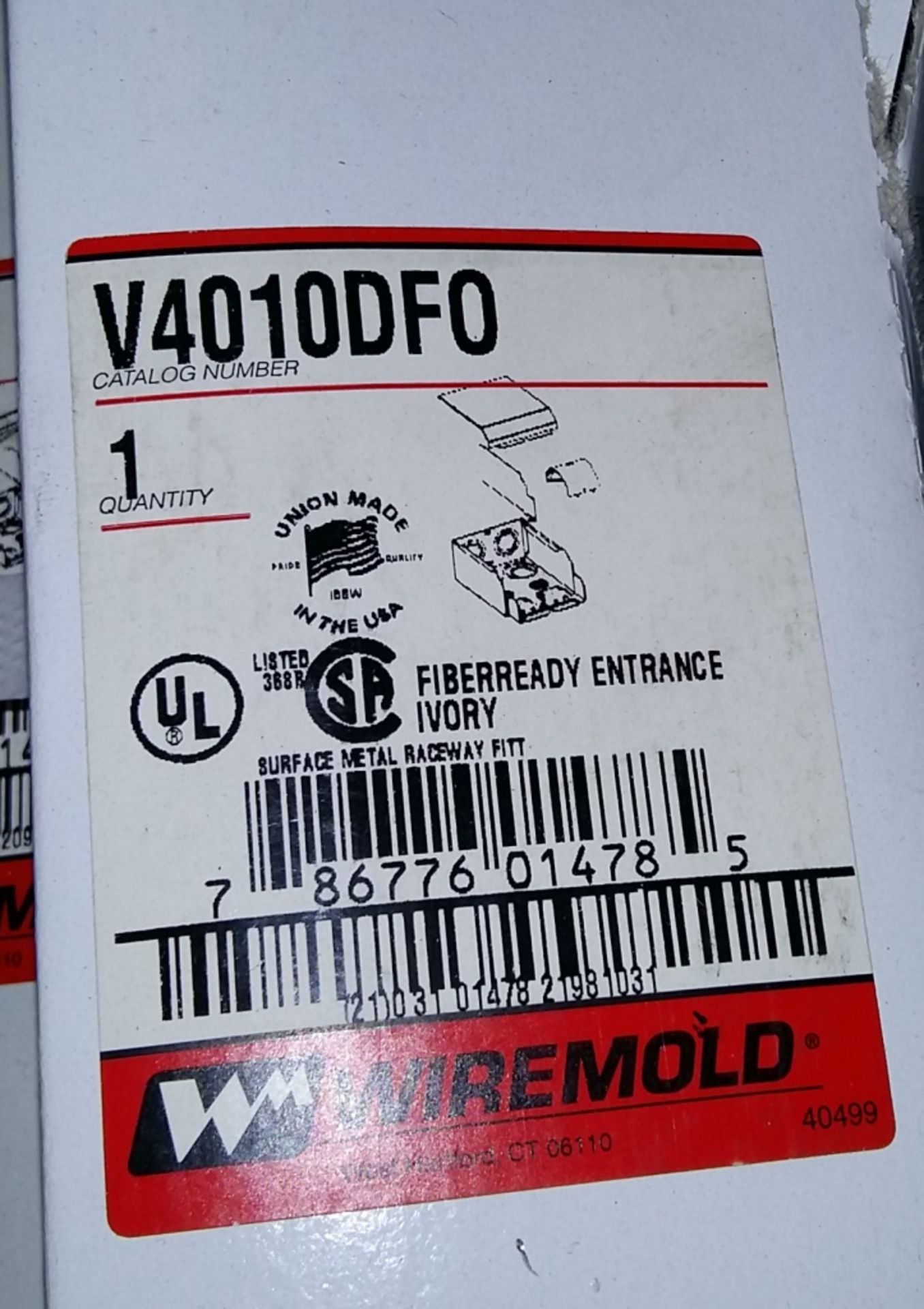 Wiremold V4010DF0 Fibreready entrances, screw ends - Image 2 of 3