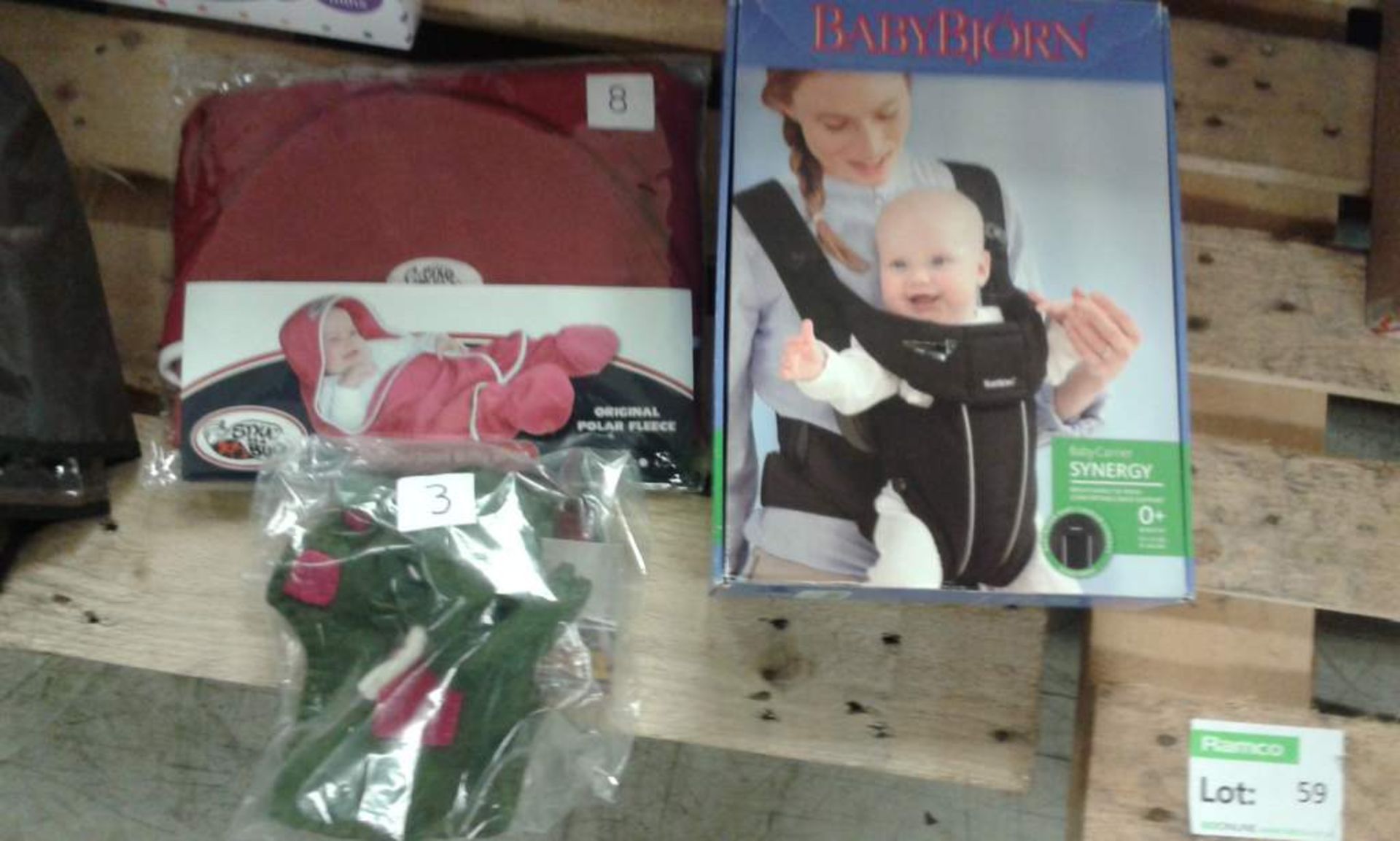 Various Baby Items - Rocker, Pop up Bassinette, Blanket, Carrier, Pram Cover - Image 2 of 4