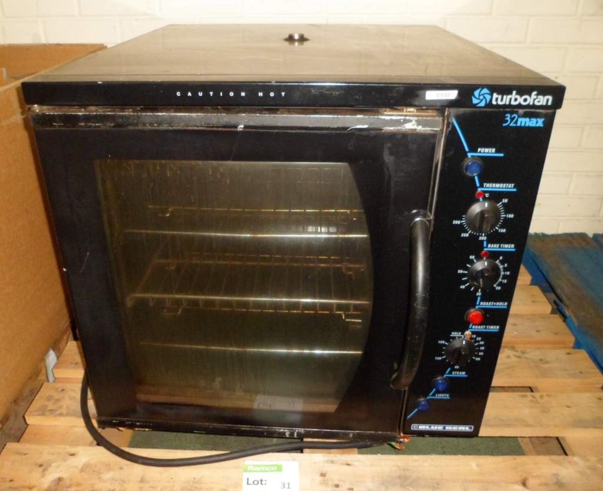 BlueSeal TurboFan 32 Max oven