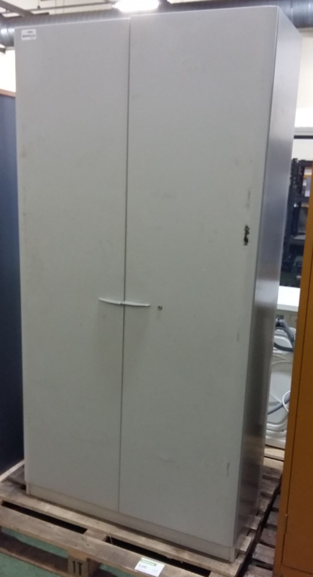 2 door cabinet