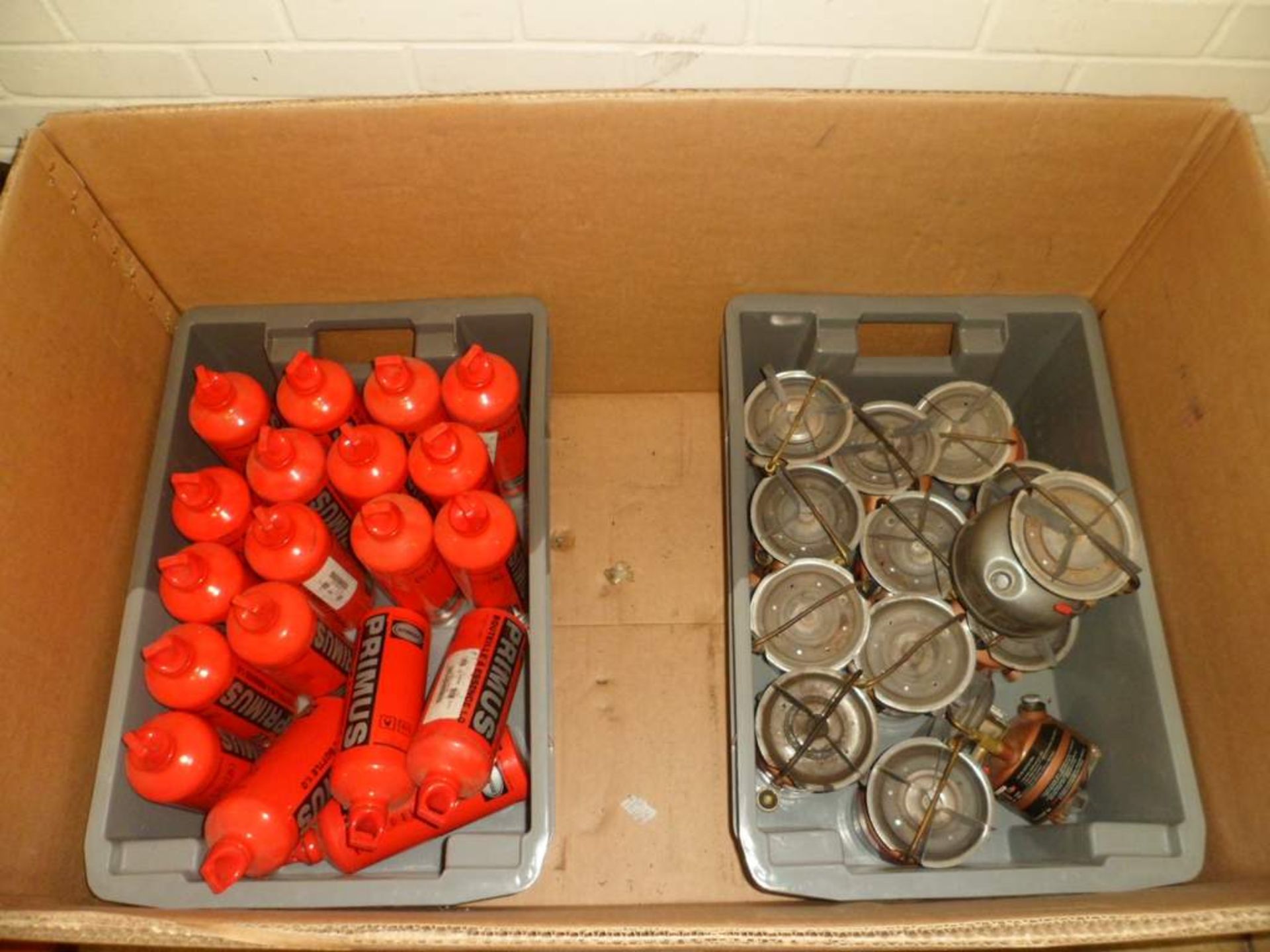 13x Colemam stoves & 18x Primus 1L fuel bottle