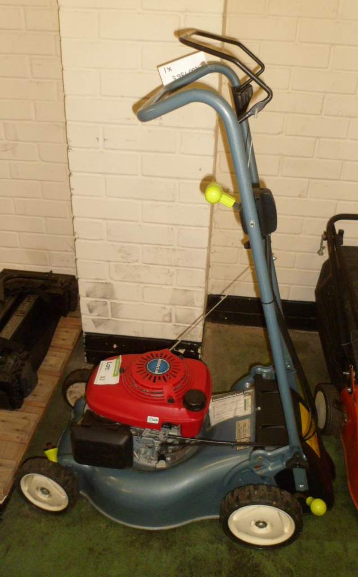 Honda i2Y lawn mower