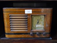 1930's Pilot little Maiestro radio (untested)