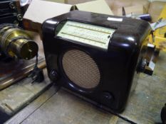 1940's Bush bakelite radio (untested)