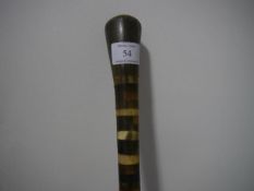 An unusual bull's horn cane, of banded horn and with tapering horn grip. 90cm