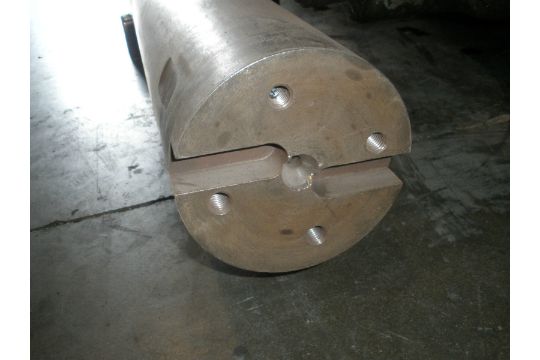 Large Boring Bar With Holder & Tool Post 7” Dia. x 210” Long With Anti Vibration Sleeves - Image 3 of 12