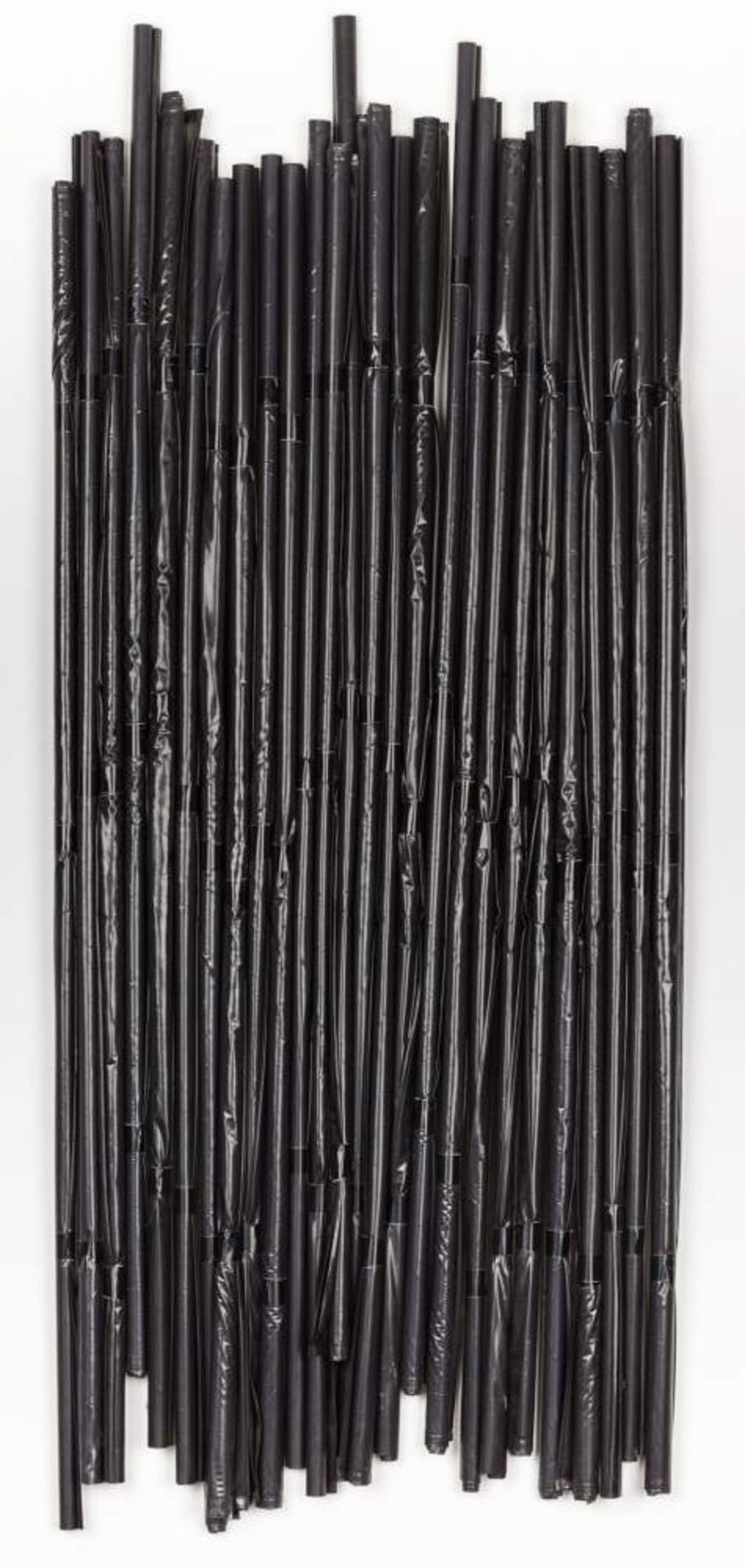 Rudi Stanzel (Linz 1958 geb.)  (ohne Titel)  Müllsäcke schwarz, gerollt, auf Platte montiert 113 x