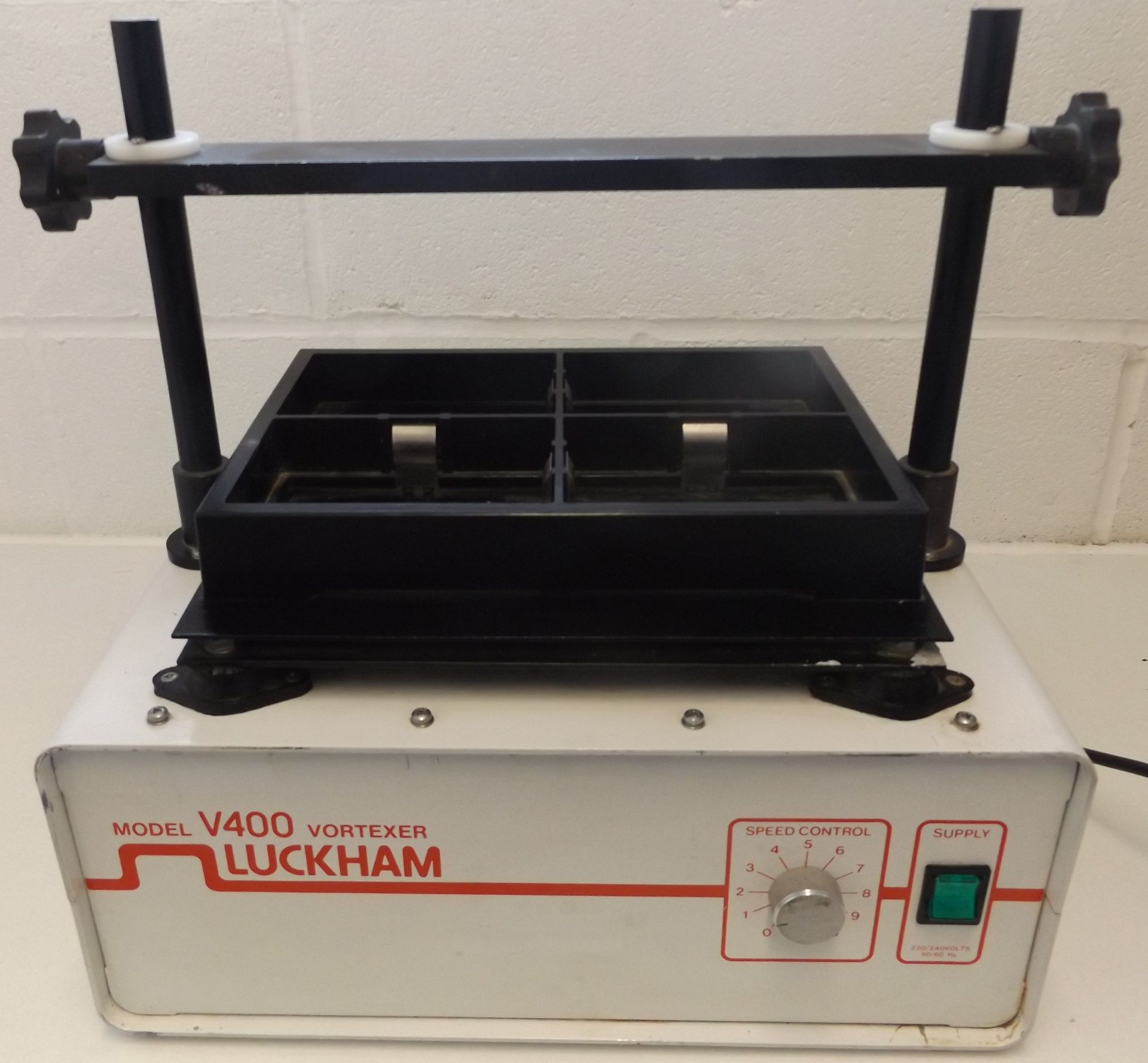 Luckham 'V400' Vortexer Shaker