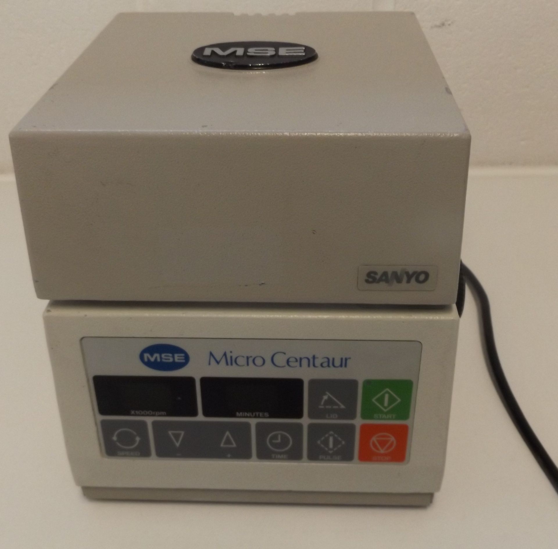 Sanyo 'Micro Centaur' Centrifuge