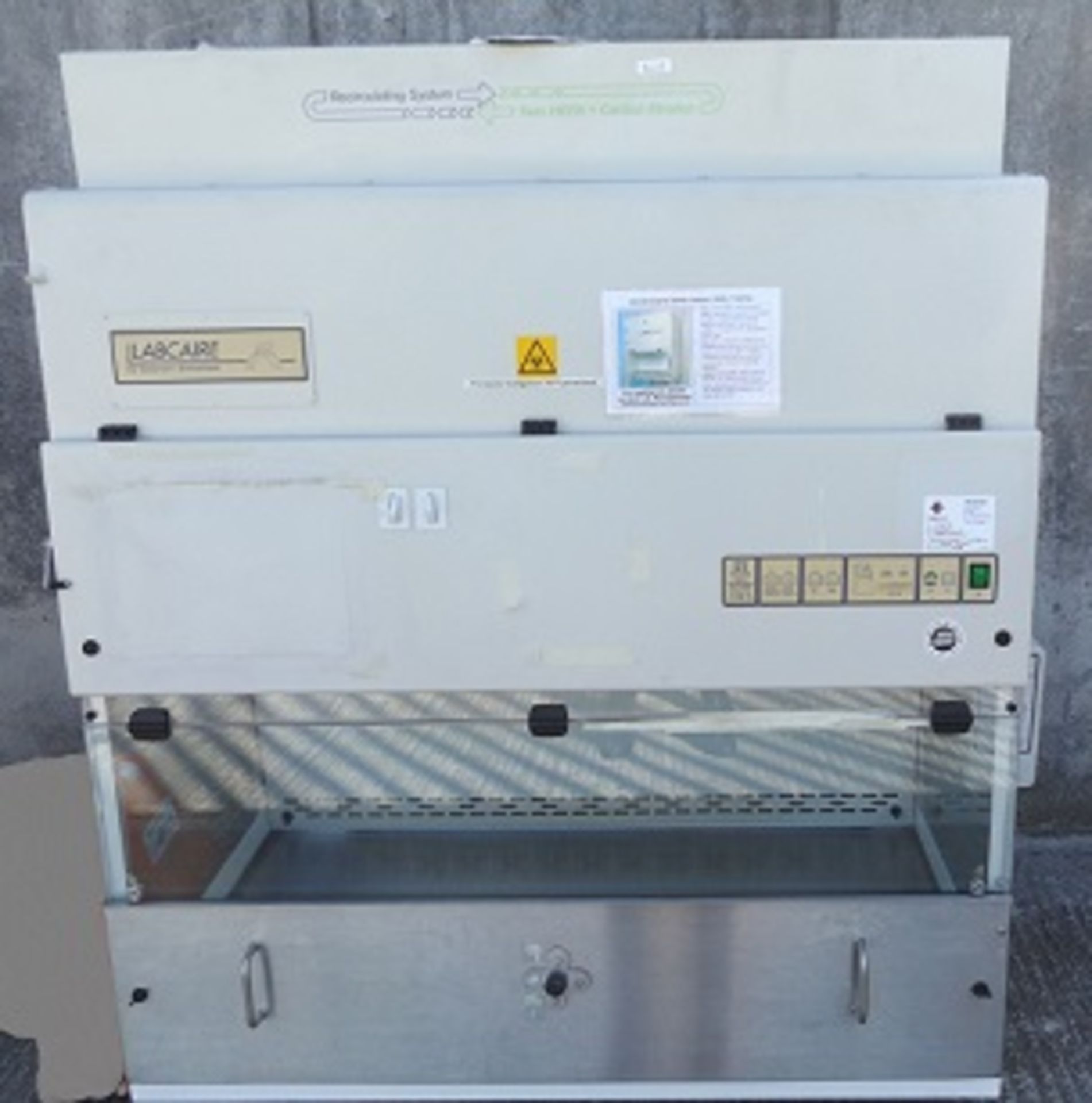 Labcaire 'SC12R' Recirculating Safety Cabinet