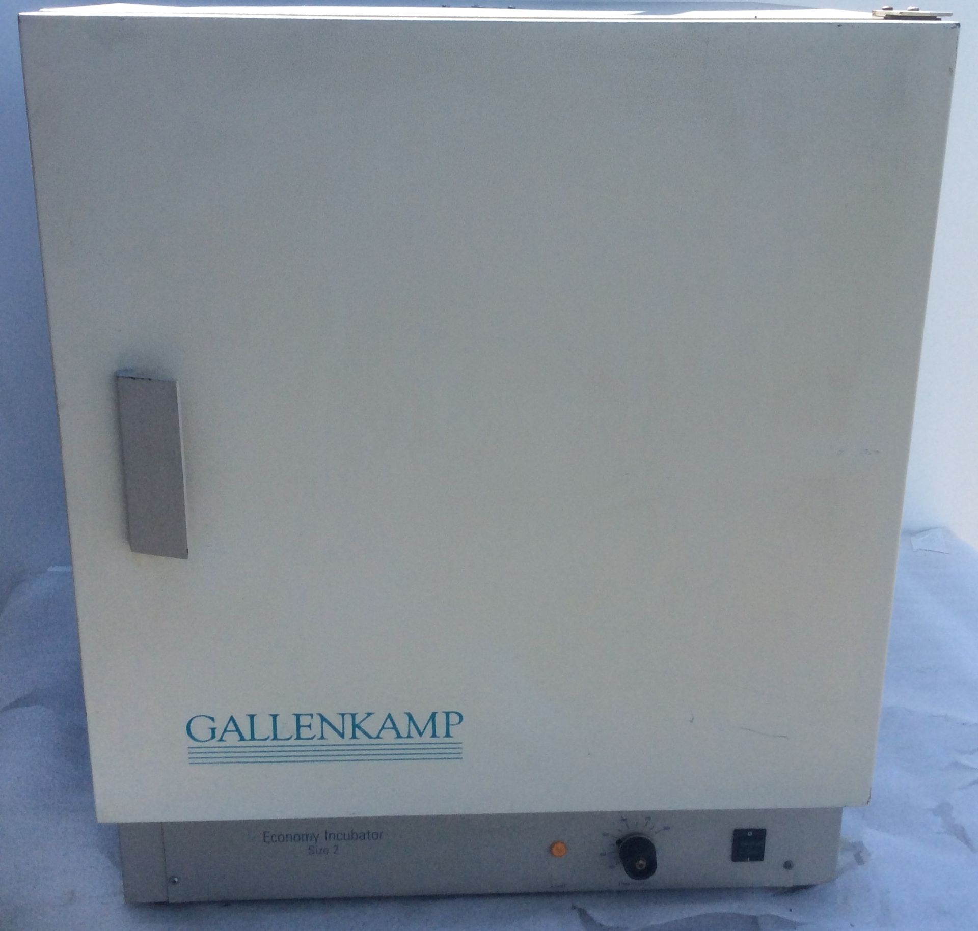 Gallenkamp Size 2 Incubator