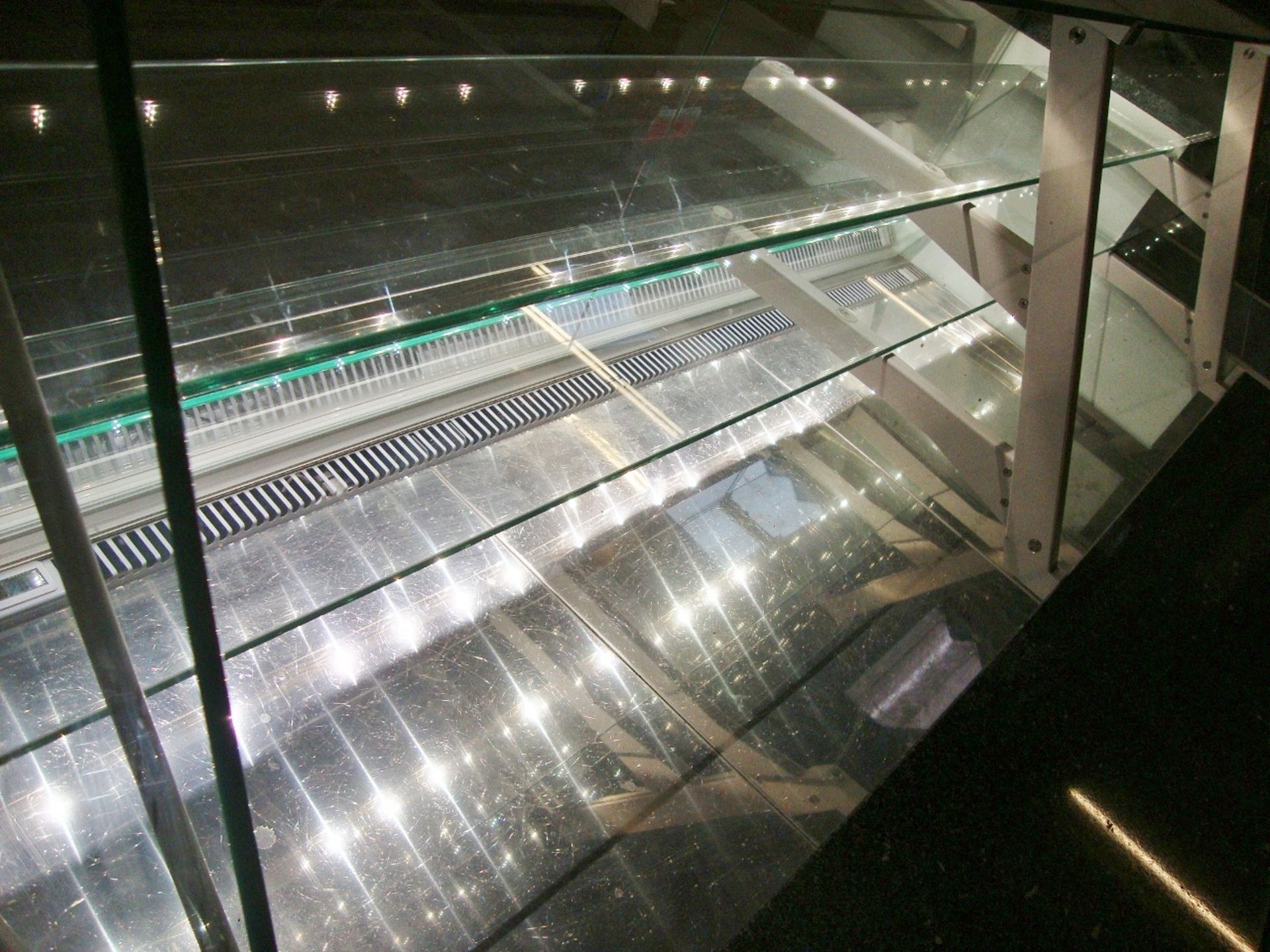 2014 large refrigerated counter.  The largest section consists of a glass fronted internally shelved - Image 13 of 18