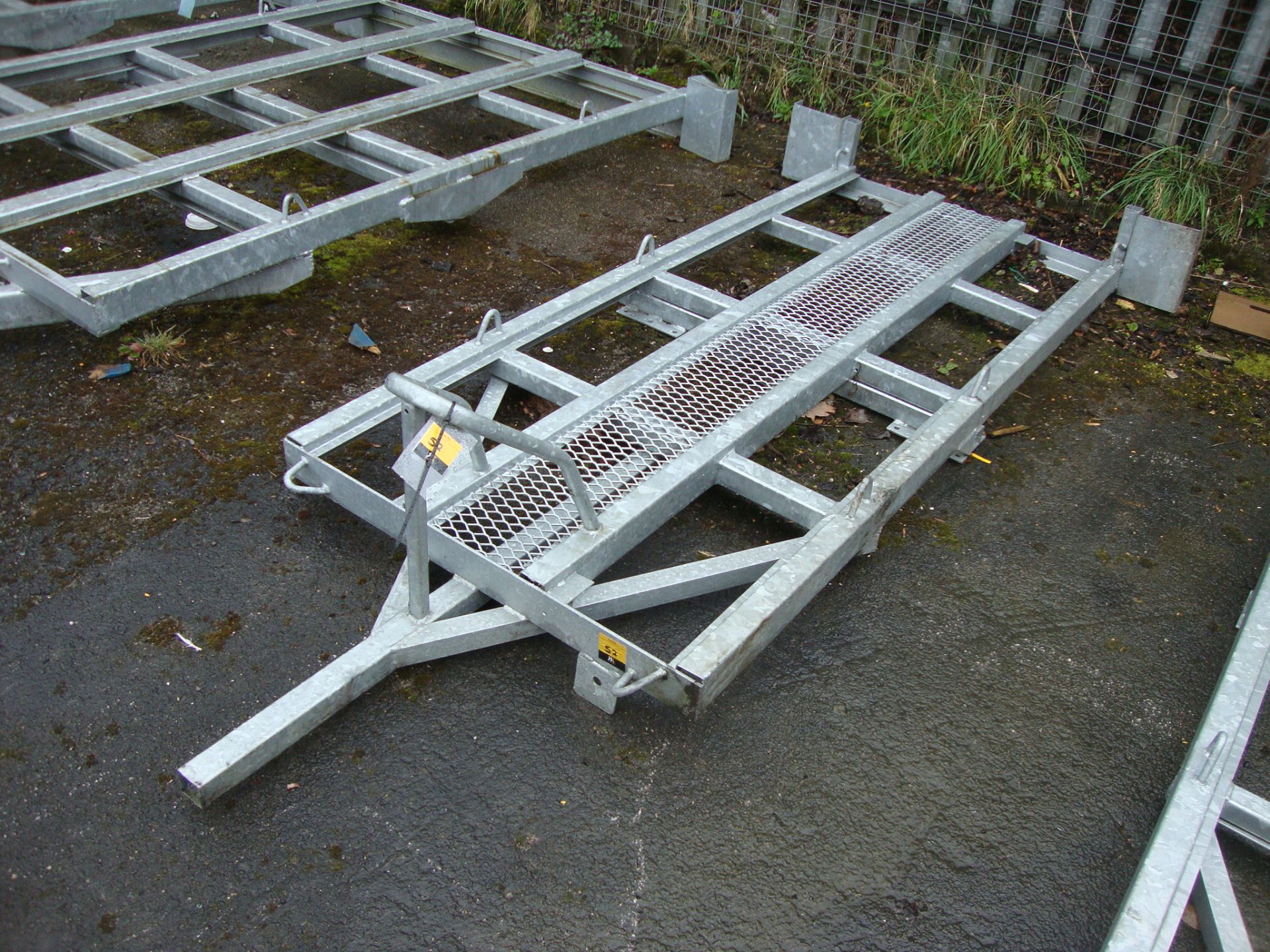 Small trailer chassis/bed, possibly for use with motorbikes, main bed dimensions being 211cm (l) x - Image 2 of 2