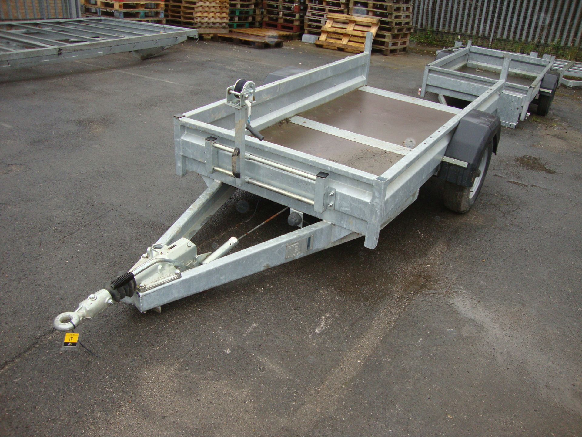 Single axle trailer with open rear (suitable for attaching a small drop down panel or a large ramp),
