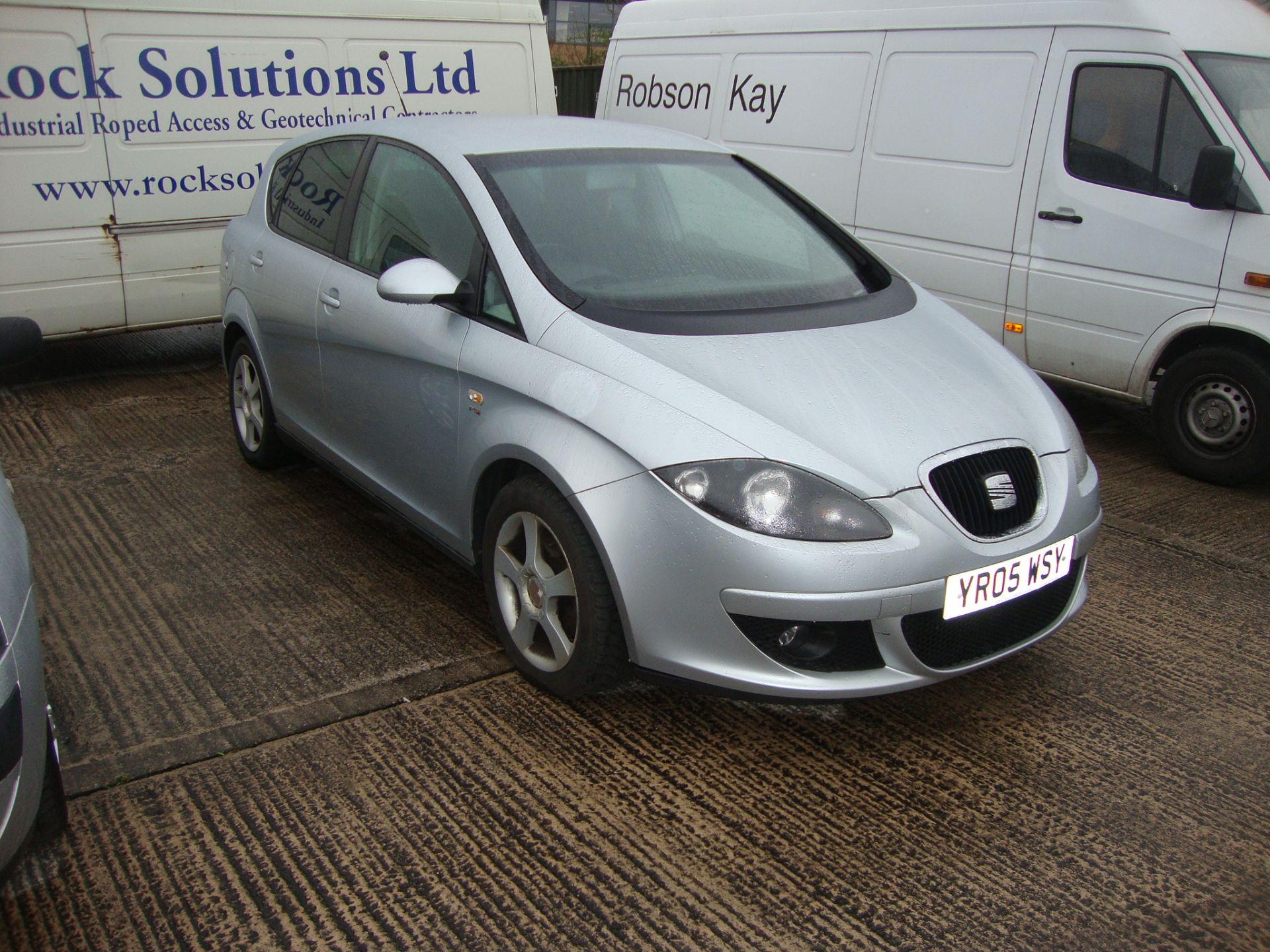 YR05 WSY Seat Toledo Sport FSI 5-door hatchback