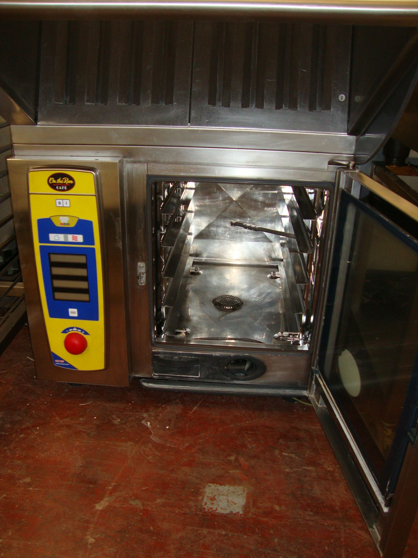 Rational model SCC61 stainless steel multifunction oven, plus stainless steel extractor hood model - Image 8 of 12