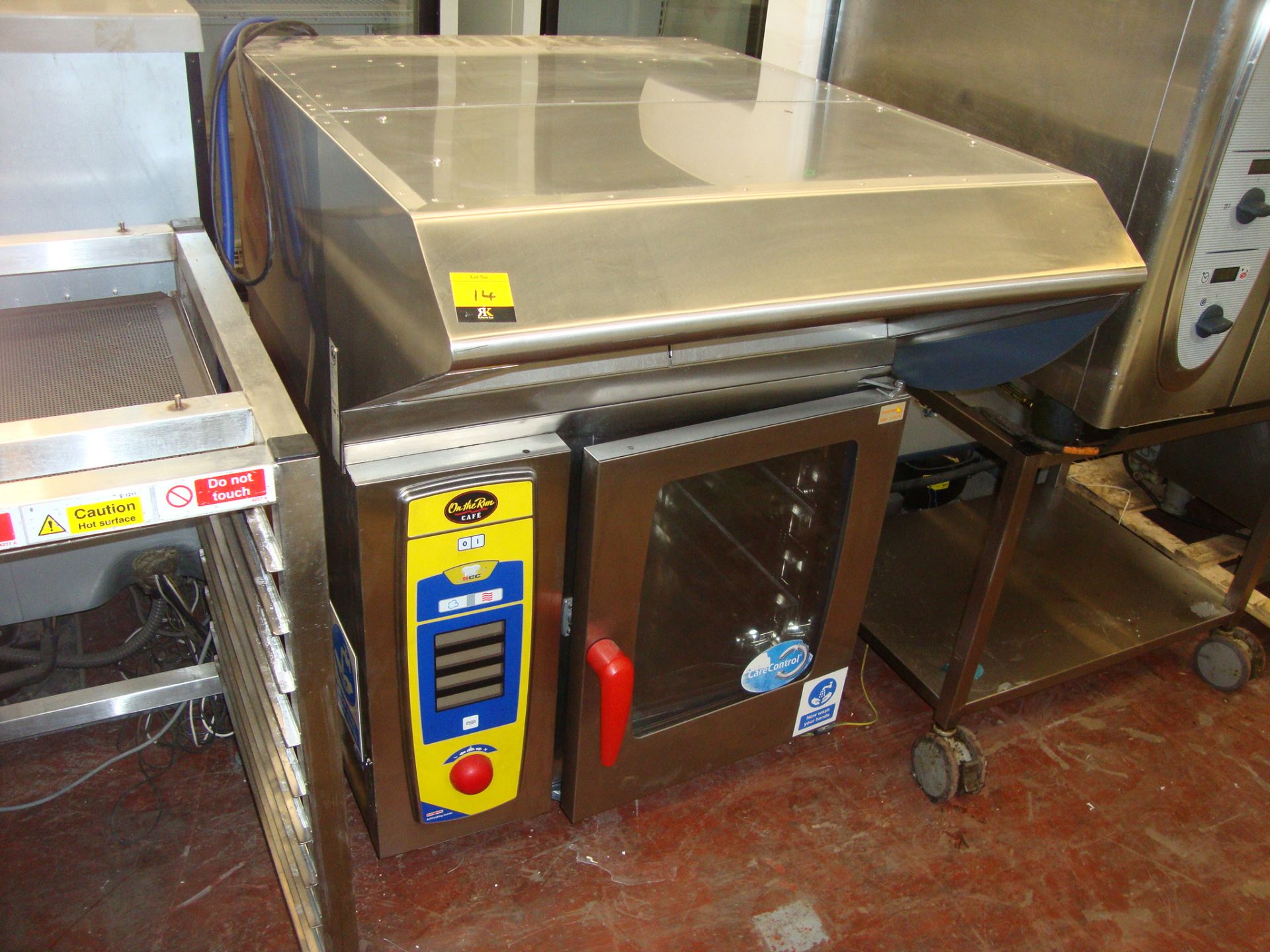 Rational model SCC61 stainless steel multifunction oven, plus stainless steel extractor hood model - Image 6 of 12