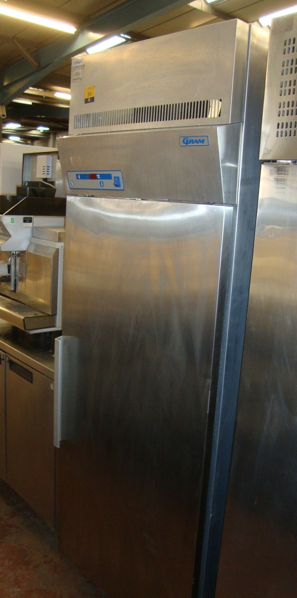 Gram F600 OPRHSE stainless steel mobile tall freezer - Image 4 of 4