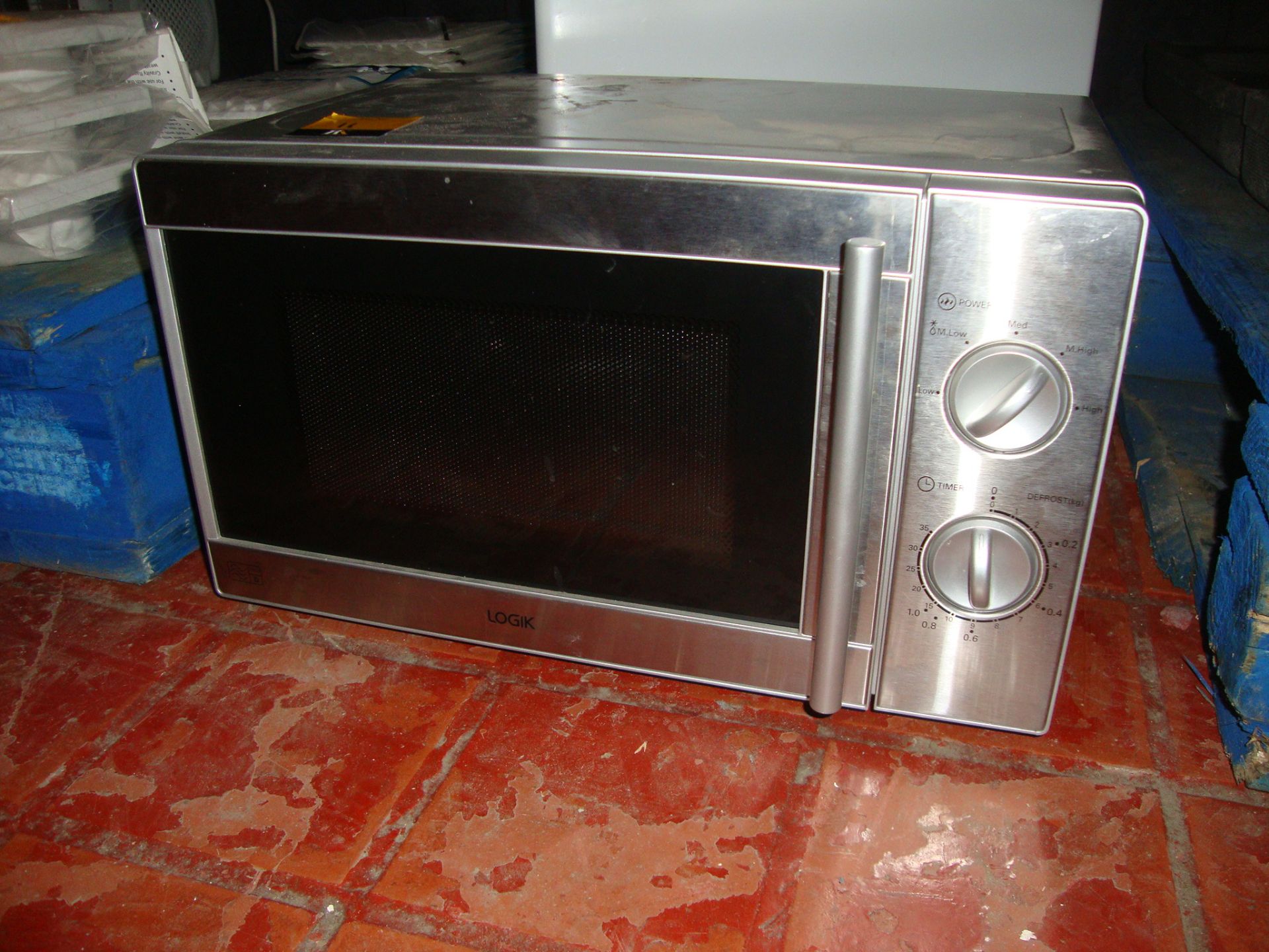 Logik silver microwave - Image 2 of 3