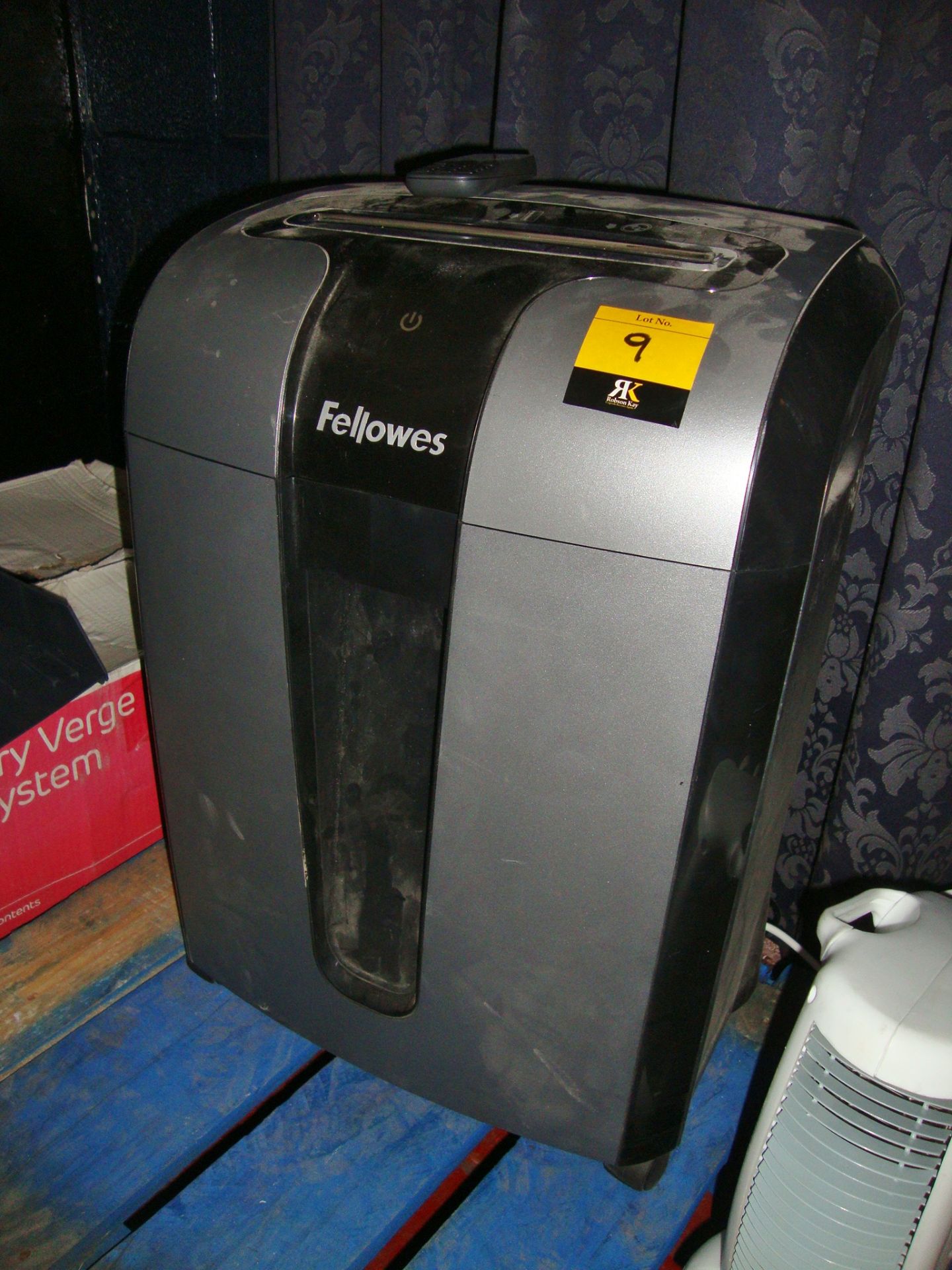 Office equipment comprising Fellowes shredder, Nokia mobile phone and small fan heater - Image 2 of 4