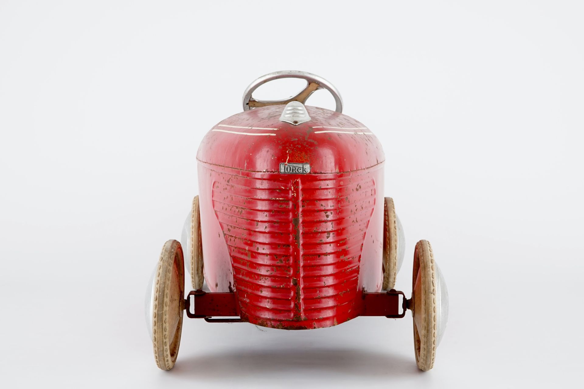 A Torck children's pedal car, mid 20th C. L: 108 cm, W: 48 cm  Condition reports and high resolution - Image 6 of 8