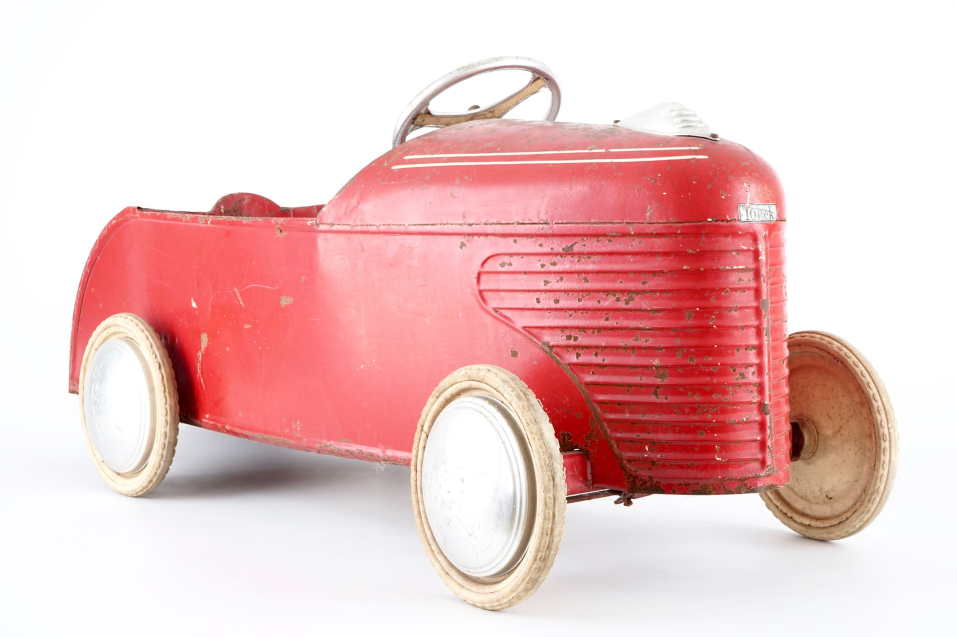 A Torck children's pedal car, mid 20th C. L: 108 cm, W: 48 cm  Condition reports and high resolution