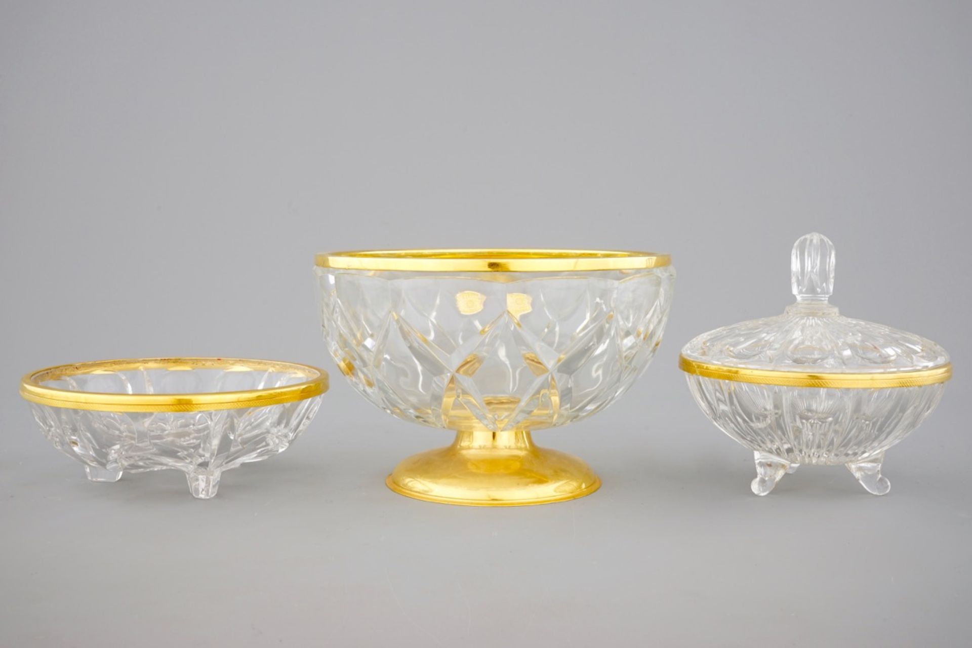 3 Val-Saint-Lambert bowls, a pair of marble urns and 3 bronze and wood figures, 19/20th C. - Image 4 of 13