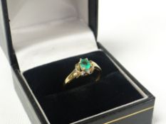 1ct GOLD EMERALD AND DIAMOND RING, 1.6gms