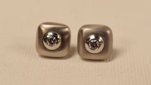 A PAIR OF SUPERB 18ct WHITE GOLD DIAMOND EARRINGS, 7.7gms