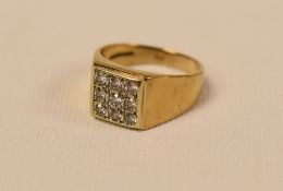 GENTS 9ct GOLD SIGNET RING SET WITH DIAMONDS, 5.5gms