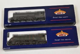TWO BACHMANN 00 GAUGE LOCOMOTIVES; 1. A4 60015 'Quicksilver' D/Chimney BR Green L/Crest Weathered (