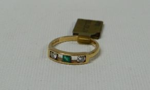 LADIES 15ct GOLD OPEN BAND RING SET WITH TWO DIAMONDS, total 33ct and central emerald, 2.4gms,