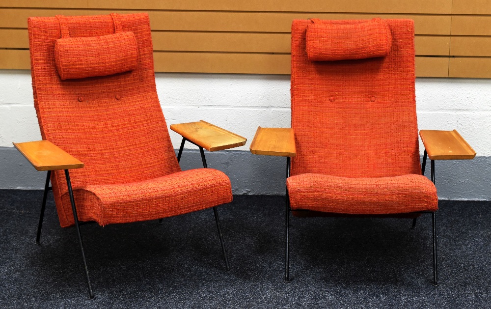 A PAIR OF METAL FRAMED WOODEN ARMED 60s ROBIN DAY DESIGNED ARMCHAIRS, 97 x 89 cms