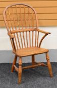 ANTIQUE ELM WINDSOR ELBOW CHAIR, 103 x 59 cms