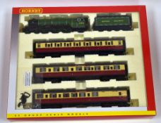 HORNBY 00 GAUGE R2363M/TRAIN PACK GREAT NORTH EASTERN RAILWAY 'The Northumbrian' Locomotive '