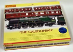 HORNBY LIMITED EDITION 00 GAUGE R2306/TRAIN PACK 'The Caledonian' BR 4-6-2 'King George VI' Princess