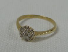 ANTIQUE 18ct GOLD DIAMOND CLUSTER RING