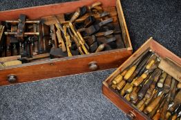 A COLLECTION OF GOOD QUALITY VINTAGE CARPENTERS TOOLS mainly planes and chisels embossed with the