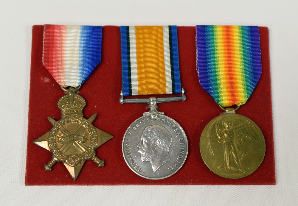 FIRST WORLD WAR MEDAL TRIO to Pte W E Carline, Lincolnshire Regiment